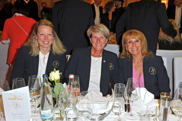 Europa-Park EAGLES Golf Cup. Ireen Sheer, Silke Rottenberg und Nadine Krause anläßlich des Europa-Park EAGLES Golf Cup am 05.05.2025 im Europapark Rust. 20250505MWI040702