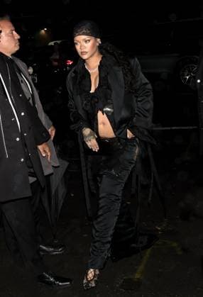 Rihanna Arrives to ASAP Rocky Met Gala Afterparrty Featuring: Rihanna Where: New York, New York, United States When: 05 May 2025 Credit: INSTARimages EDITORIAL USE ONLY. NOT FOR USE BY NEWSPAPERS BASED IN THE UK. Copyright: xx instar54720061