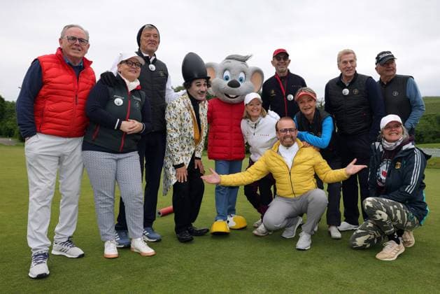 Europa-Park Eagles Charity Golfcup 2025 Ross Antony und Teilnehmer des Europa-Park Eagles Charity Golfcups 2025. Europa-Park Eagles Charity Golfcup 2025 am 05.05.2025 auf dem 18-Loch-Platz des Europa-Park Golfclubs Breisgau e.V.. Baden-Württemberg, Deutschland.