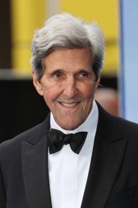. 06 05 2025. London, United Kingdom. John Kerry arriving at the Ocean with David Attenborough premiere in London.  xStephenxLockx xi-Imagesx IIM-25922-0013