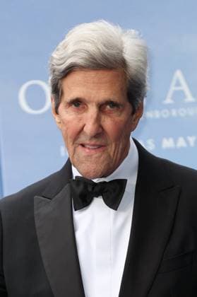 . 06 05 2025. London, United Kingdom. John Kerry arriving at the Ocean with David Attenborough premiere in London. xStephenxLockx xi-Imagesx IIM-25922-0015