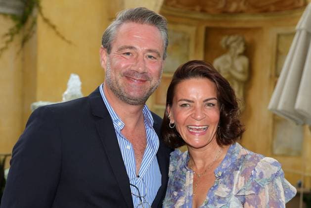 Europa-Park Eagles Charity Golfcup 2025 Sänger Sasha mit Ehefrau Julia Röntgen. Europa-Park Eagles Charity Golfcup 2025 am 05.05.2025. Hotel Colosseo, Rust, Baden-Württemberg, Deutschland.