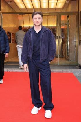 07.05.2025, Jannik Schümann zur Premiere der Doku-Serie Max & Joy Ð Komm näher, Astor Film Lounge, Berlin, Berlin