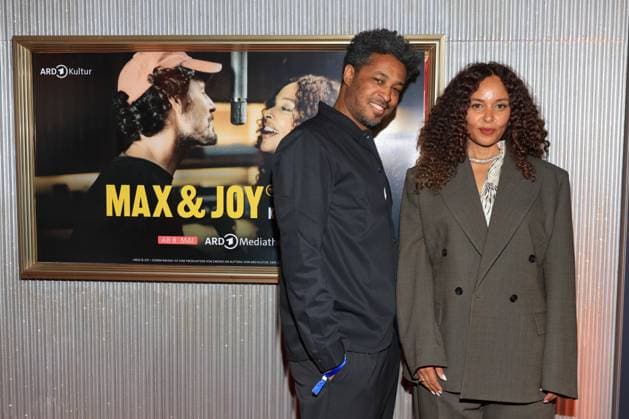 Entertainment Themen der Woche KW19 Entertainment Bilder des Tages 07.05.2025, SŽkou Neblett und Joy Denalane zur Premiere der Doku-Serie Max & Joy Ð Komm näher, Astor Film Lounge, Berlin, Berlin *** 07 05 2025, SŽkou Neblett and Joy Denalane at the premiere of the documentary series Max Joy Ð Komm näher, Astor Film Lounge, Berlin, Berlin