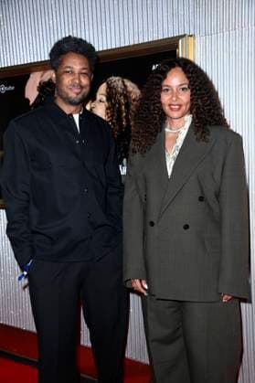 Sekou Neblett und Joy Denalane bei der Premiere der ARD Doku-Serie Max & Joy - Komm näher in der Astor Film Lounge. Berlin, 07.05.2025