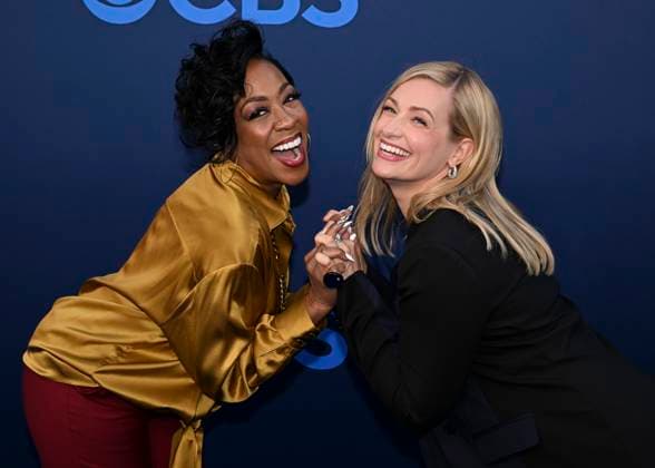 Entertainment Themen der Woche KW19 Entertainment Bilder des Tages CBS 2025-26 Fall Season Celebration 07 May 2025 - Los Angeles, California - Tichina Arnold and Beth Behrs. CBS 2025-26 Fall Season Celebration at Paramount Studios. Photo Credit: Billy Bennight AdMedia Los Angeles California United States EDITORIAL USE ONLY  Copyright: xx BillyxBennightx admphotostwo930092