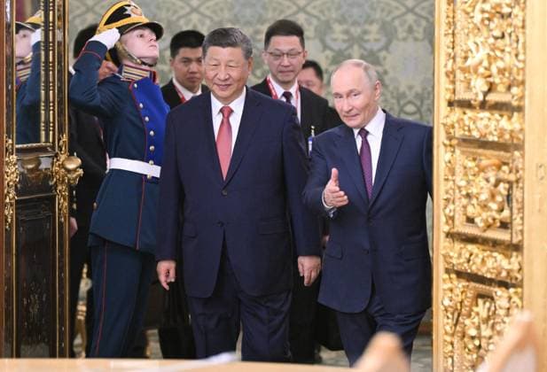 News Themen der Woche KW19 News Bilder des Tages President of China Xi Jinping s official visit to Russia 8918727 08.05.2025 May 8, 2025. President of Russia Vladimir Putin and President of China Xi Jinping. Crediting the source in the following order photographer s name Host photo agency RIA Novosti is mandatory when using the photo Alexei Danichev Host photo agency RIA Novosti Moscow Russia  Copyright: xAlexeixDanichevx