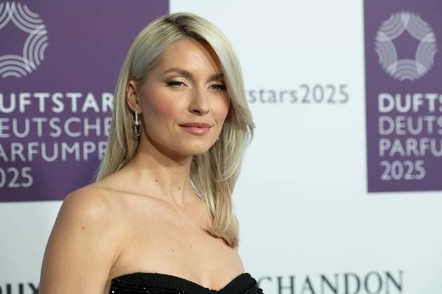 Lena GERCKE, Model, Portraet, Porträt, Portrait, Angeschnittenes Einzelbild, Einzelmotiv, bei den DUFTSTARS 2025 - Deutscher Parfumpreis Verleihung des deutschen Parfumpreises DUFTSTARS durch die Fragrance Foundation am 08.05.2025, Rheinterrassen, Duesseldorf.
