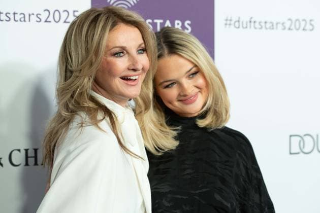 Frauke LUDOWIG, Moderatorin, mit ihrer Tochter Nele LUDOWIG, Moderatorin, Portraet, Porträt, Portrait, Angeschnittenes Einzelbild, Einzelmotiv, bei den DUFTSTARS 2025 - Deutscher Parfumpreis Verleihung des deutschen Parfumpreises DUFTSTARS durch die Fragrance Foundation am 08.05.2025, Rheinterrassen, Duesseldorf.