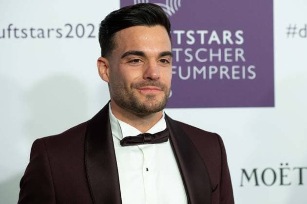 Stefano ZARRELLA, Portraet, Porträt, Portrait, Angeschnittenes Einzelbild, Einzelmotiv, bei den DUFTSTARS 2025 - Deutscher Parfumpreis Verleihung des deutschen Parfumpreises DUFTSTARS durch die Fragrance Foundation am 08.05.2025, Rheinterrassen, Duesseldorf.