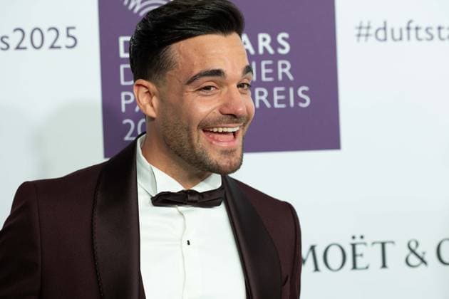 Stefano ZARRELLA, Portraet, Porträt, Portrait, Angeschnittenes Einzelbild, Einzelmotiv, bei den DUFTSTARS 2025 - Deutscher Parfumpreis Verleihung des deutschen Parfumpreises DUFTSTARS durch die Fragrance Foundation am 08.05.2025, Rheinterrassen, Duesseldorf.