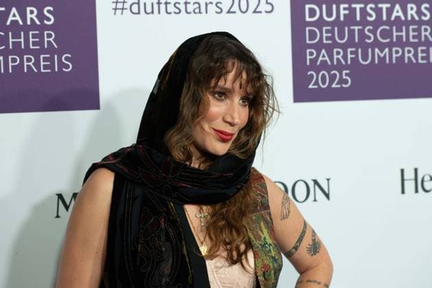 Melanie SCHMIDT, Portraet, Porträt, Portrait, Angeschnittenes Einzelbild, Einzelmotiv, bei den DUFTSTARS 2025 - Deutscher Parfumpreis Verleihung des deutschen Parfumpreises DUFTSTARS durch die Fragrance Foundation am 08.05.2025, Rheinterrassen, Duesseldorf.