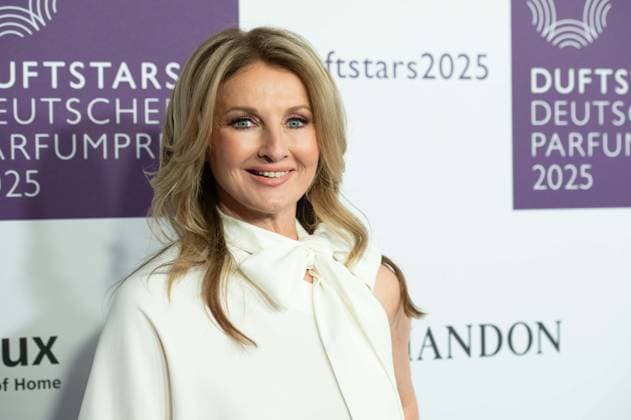 Frauke LUDOWIG, Moderatorin, Portraet, Porträt, Portrait, Angeschnittenes Einzelbild, Einzelmotiv, bei den DUFTSTARS 2025 - Deutscher Parfumpreis Verleihung des deutschen Parfumpreises DUFTSTARS durch die Fragrance Foundation am 08.05.2025, Rheinterrassen, Duesseldorf.