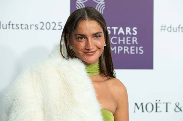 Tanja MAKARIC, Portraet, Porträt, Portrait, Angeschnittenes Einzelbild, Einzelmotiv, bei den DUFTSTARS 2025 - Deutscher Parfumpreis Verleihung des deutschen Parfumpreises DUFTSTARS durch die Fragrance Foundation am 08.05.2025, Rheinterrassen, Duesseldorf.