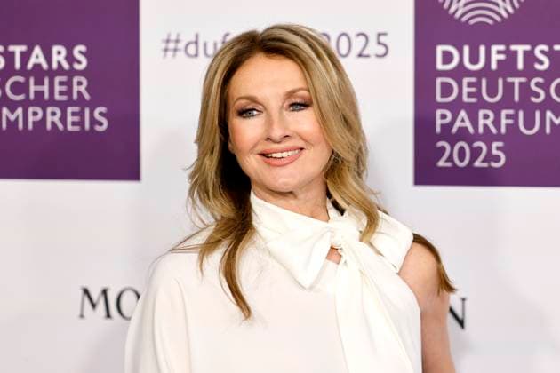 Moderatorin Frauke Ludowig bei den DUFTSTARS 2025 - Deutscher Parfumpreis mit Verleihung des deutschen Parfumpreises DUFTSTARS durch die Fragrance Foundation om dem Rheinterrassen. Düsseldorf, 08.05.2025 NRW Deutschland Copyright: xChristophxHardtx