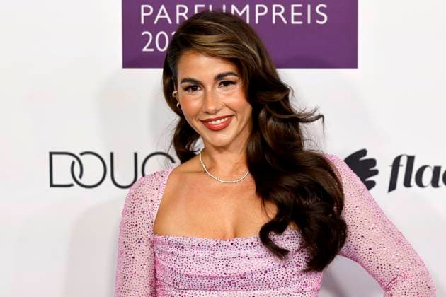 Sängerin Sarah Engels bei den DUFTSTARS 2025 - Deutscher Parfumpreis mit Verleihung des deutschen Parfumpreises DUFTSTARS durch die Fragrance Foundation om dem Rheinterrassen. Düsseldorf, 08.05.2025 NRW Deutschland Copyright: xChristophxHardtx