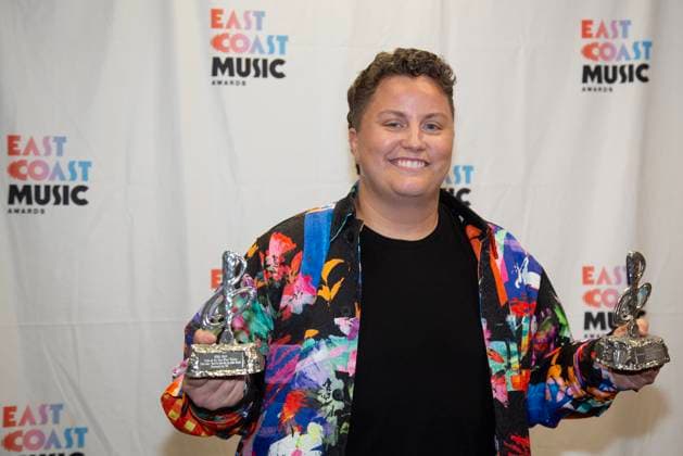 May 8, 2025, St. John s, Nl, CANADA: Kellie Loder poses after winning the Fans Choice Entertainer of the Year, and Video of the Year awards at the East Coast Music Awards gala in St. John s, N.L. on Thursday, May 8, 2025. St. John s CANADA  - ZUMAc35_ 20250508_zaf_c35_118 Copyright: xPaulxDalyx