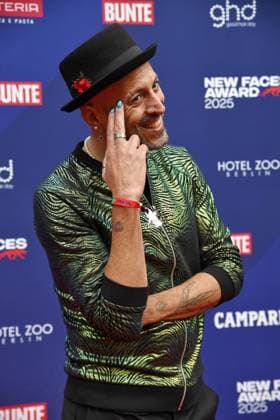 Jakob M. Erwa beim Bunte New Faces Award im Delphi Kino in Berlin am 08.05.2025
