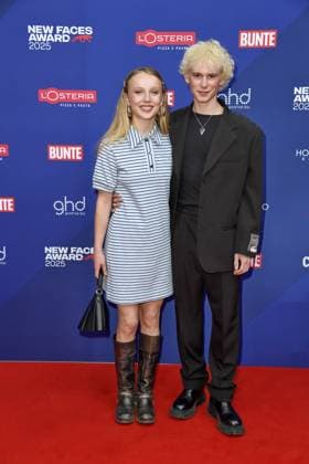 Mina-Giselle Rüffer und Philip Günsch beim Bunte New Faces Award im Delphi Kino in Berlin am 08.05.2025