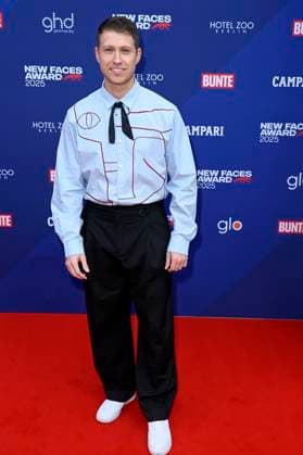 Sebastiano Schweitzer bei der Verleihung der Bunte New Faces Awards Film 2025 im Delphi Filmpalast. Berlin, 08.05.2025