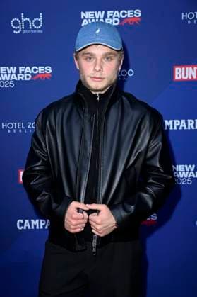 Julius Busch bei der Verleihung der Bunte New Faces Awards Film 2025 im Delphi Filmpalast. Berlin, 08.05.2025