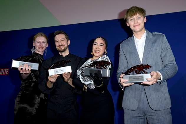 Dana Herfurth, Bernhard Wenger, Tua El-Fawwal und Enzo Brumm bei der Verleihung der Bunte New Faces Awards Film 2025 im Delphi Filmpalast. Berlin, 08.05.2025