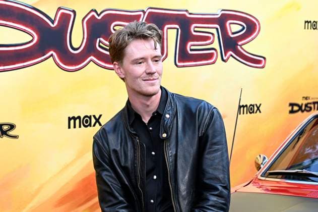 Jasper Keen bei der Premiere der HBO Max Original Serie Duster in den Universal Studios Lot. Universal City, 08.05.2025