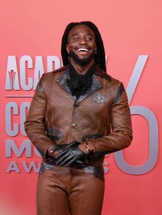 60th Academy of Country Music Awards - Arrivals Shaboozey attends the 60th Academy of Country Music Awards at Omni Frisco Hotel at The Star on May 08, 2025 in Frisco, Texas. Frisco Omni Frisco Hotel at The Star Texas United States - USA Copyright: xOzziexB imageSPACEx