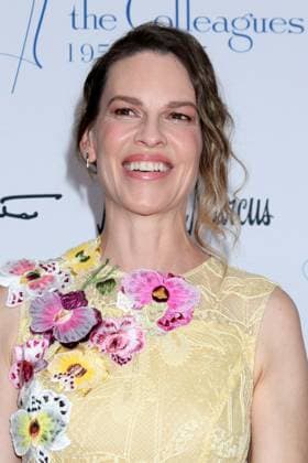 May 9, 2025, Beverly Hills, Ca, USA: LOS ANGELES - MAY 8: Hilary Swank at the 36th Annual Colleagues Spring Luncheon and Oscar de la Renta Fashion Show at Beverly Wilshire Hotel on May 8, 2025 in Beverly Hills, CA Beverly Hills USA - ZUMAb170 20250509_aap_b170_031 Copyright: xKayxBlakex