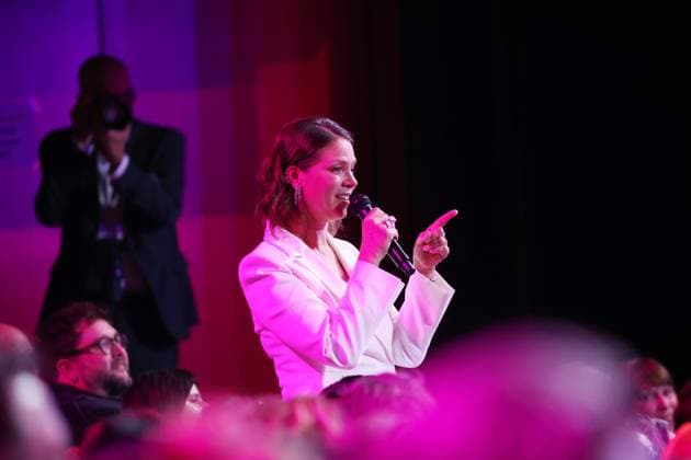 Jessica Schwarz Laudator 1 EHRENPREIS bei Verleihung DEUTSCHER FILMPREIS 2025 in Berlin Copyright: xEventpressxFuhrx