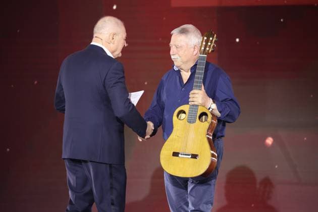 Burghart Klaußner und Wolf Biermann bei Verleihung DEUTSCHER FILMPREIS 2025 in Berlin Copyright: xEventpressxFuhrx