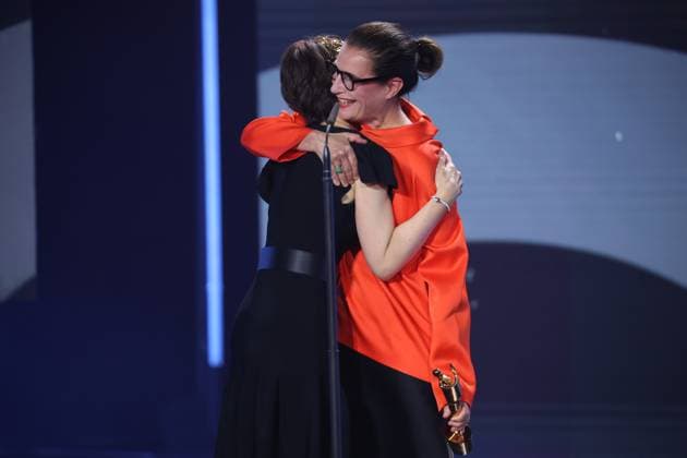 Lisy Christl Laudatorin BESTES KOSTÜMBILD bei Verleihung DEUTSCHER FILMPREIS 2025 in Berlin Copyright: xEventpressxFuhrx