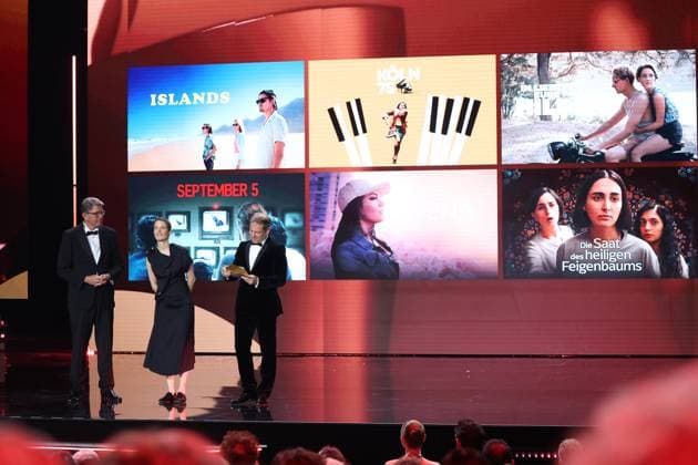 StM. Wolfram Weimer, Vicky Krieps & Florian Gallenberger bei Verleihung DEUTSCHER FILMPREIS 2025 in Berlin Copyright: xEventpressxFuhrx