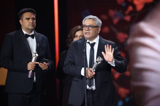 IN LIEBE, EURE HILDE BESTER SPIELFILM SILBER - mit Mohammad Rasoulof Â· DIE SAAT DES HEILIGEN FEIGENBAUMS bei Verleihung DEUTSCHER FILMPREIS 2025 in Berlin Copyright: xEventpressxFuhrx
