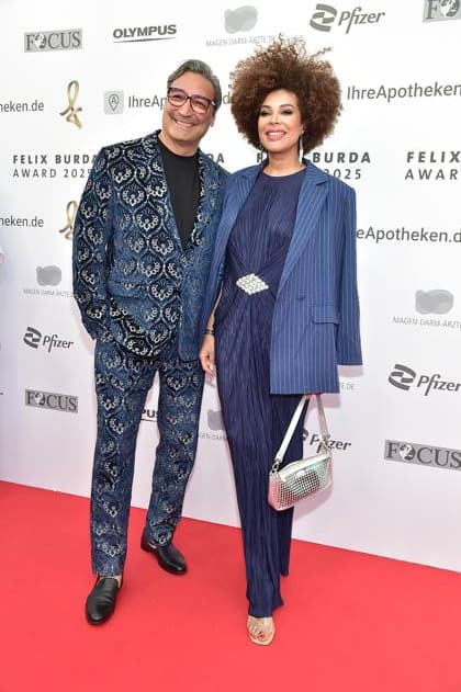 20. FELIX BURDA AWARD 2025 in Berlin Mousse T. mit Freundin Khadra Sufi beim bedeutesten Event Prävention verbindet uns... zum 20. Mal die Felix Burda Awards verliehen. Die Felix Burda Stiftung zeichnet herausragendes Engagement und wegweisende Forschung im Bereich der Darmkrebsprävention aus in Berlin, am 09.05.2025