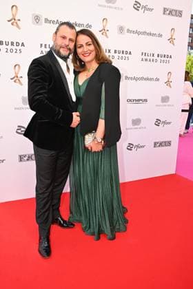 Manuel Cortez und Saina Bayatpour beim Felix Burda Award am 9.05.2025 in Berlin Felix Burda Award 2025 in Berlin