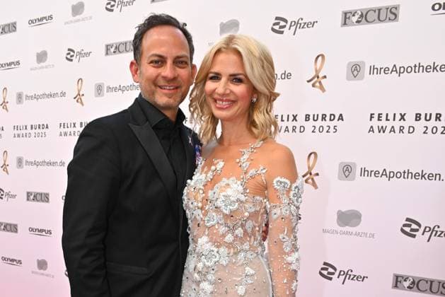 Susan Sideropoulos und ihr Ehemann Jakob Shtizberg beim Felix Burda Award am 9.05.2025 in Berlin Felix Burda Award 2025 in Berlin