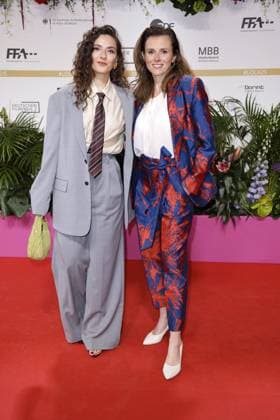 Seyneb Saleh und Karin Hanczewski bei der Deutscher Filmpreis Verleihung am 9.05.2025 in Berlin Deutscher Filmpreis 2025 in Berlin
