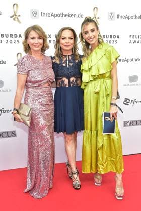 20. FELIX BURDA AWARD 2025 in Berlin Tina Ruland, Regina Halmich, Cathy Hummels beim bedeutesten Event Prävention verbindet uns... zum 20. Mal die Felix Burda Awards verliehen. Die Felix Burda Stiftung zeichnet herausragendes Engagement und wegweisende Forschung im Bereich der Darmkrebsprävention aus in Berlin, am 09.05.2025