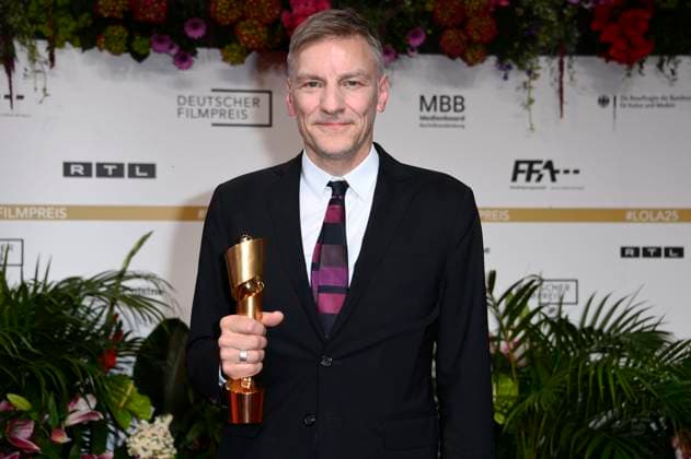 Hansjörg Weißbrich bei der 75. Verleihung des Deutschen Filmpreises 2025 im Theater am Potsdamer Platz. Berlin, 09.05.2025