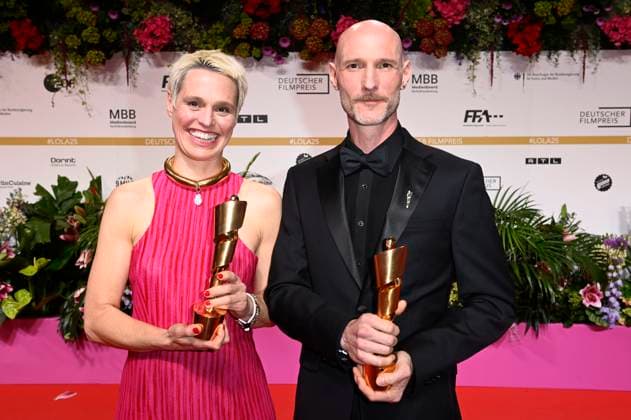 Melanie Raab und Julian R. Wagner bei der 75. Verleihung des Deutschen Filmpreises 2025 im Theater am Potsdamer Platz. Berlin, 09.05.2025
