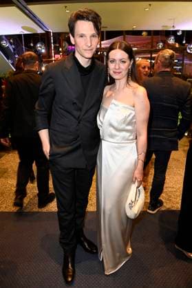 Sabin Tambrea und Alice Dwyer bei der 75. Verleihung des Deutschen Filmpreises 2025 im Theater am Potsdamer Platz. Berlin, 09.05.2025
