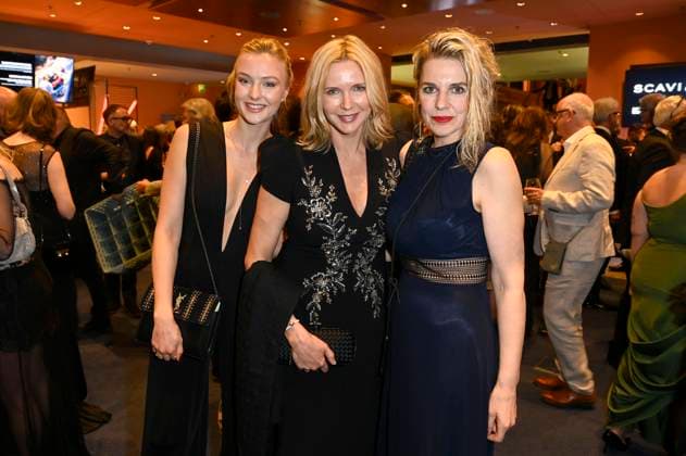 Lilly Krug, Veronica Ferres und Pamela Fischer bei der 75. Verleihung des Deutschen Filmpreises 2025 im Theater am Potsdamer Platz. Berlin, 09.05.2025