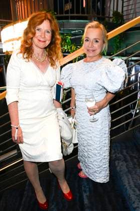 Marion Kracht und ChrisTine Urspruch bei der 75. Verleihung des Deutschen Filmpreises 2025 im Theater am Potsdamer Platz. Berlin, 09.05.2025