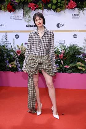 09.05.2025, Luise Befort bei der 75. Verleihung Deutscher Filmpreis, 2025, in Berlin, Roter Teppich, Berlin Deutschland, Germany