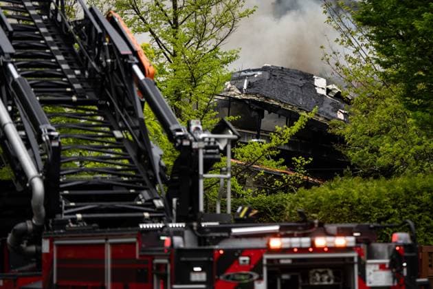 May 10, 2025, North Vancouver, Bc, CANADA: North Vancouver Fire Department fights a fire as the room of Silverlynn Apartments, a three-storey seniors housing complex, appears to have collapsed in North Vancouver, B.C., Saturday, May 10, 2025. North Vancouver CANADA - ZUMAc35_ 20250510_zaf_c35_025 Copyright: xEthanxCairnsx