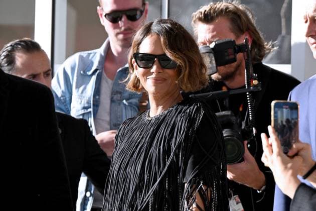Cannes, 78th Cannes Film Festival 2025. Personalities arrivals at Hotel Martinez in Cannes Cannes, 78th Cannes Film Festival 2025. Personalities arrivals at Hotel Martinez in Cannes In the photo: Jury member, Halle Berry Cannes France  Copyright: xIPA ABACAx