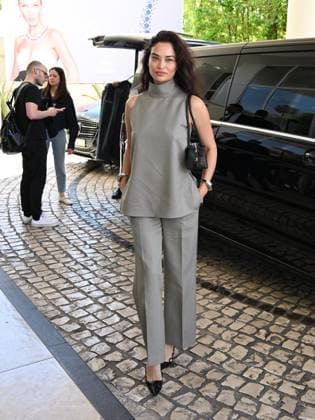Cannes - Shanina Shaik At Hotel Martinez Shanina Shaik arrives at the Hotel Martinez during 78th Cannes Film Festival in Cannes, France on May 13, 2025. Photo by Manuele Mangiarotti IPA ABACAPRESS.COM Paris France  Copyright: xMangiarottixManuele IPA ABACAx