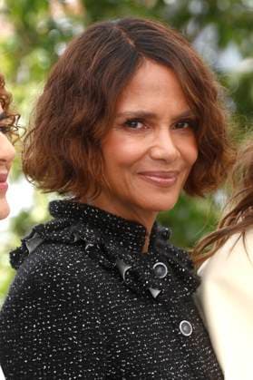 Halle Berry beim Photocall der internationalen Jury auf dem Festival de Cannes 2025 78. Internationale Filmfestspiele von Cannes am Palais des Festivals. Cannes, 13.05.2025