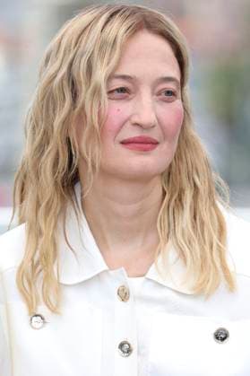 Alba Rohrwacher beim Photocall der internationalen Jury auf dem Festival de Cannes 2025 78. Internationale Filmfestspiele von Cannes am Palais des Festivals. Cannes, 13.05.2025